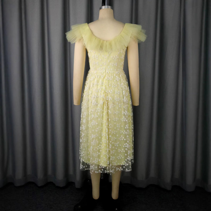 Damen Elegantes Tüllkleid mit floralem Muster und Puffärmeln Drune