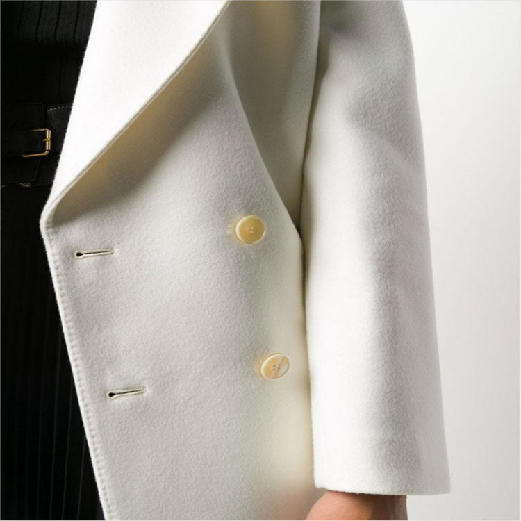 Damen Schlanker Zweireihiger Wollmix‑Longmantel mit Schalkragen, Goldknopf‑Detail und Pattentaschen Drune