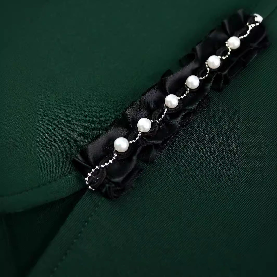 Damen figurbetontes Kleid mit großem Schleifenakzent und seitlichem Schlitz Drune
