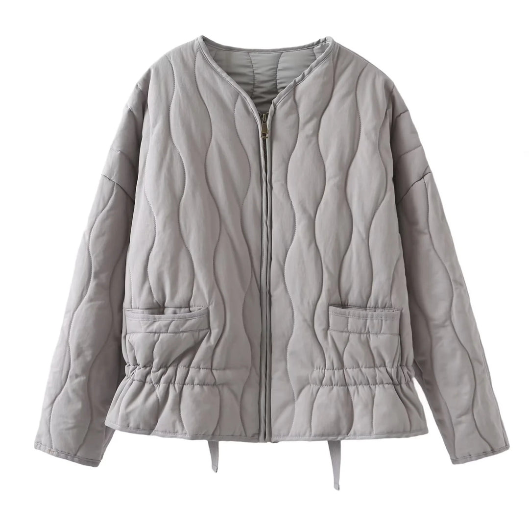 Damen nan gesteppte leichte Übergangsjacke mit wellensteppung, aufgesetzten Klapptaschen und Tunnelzugsaum Drune