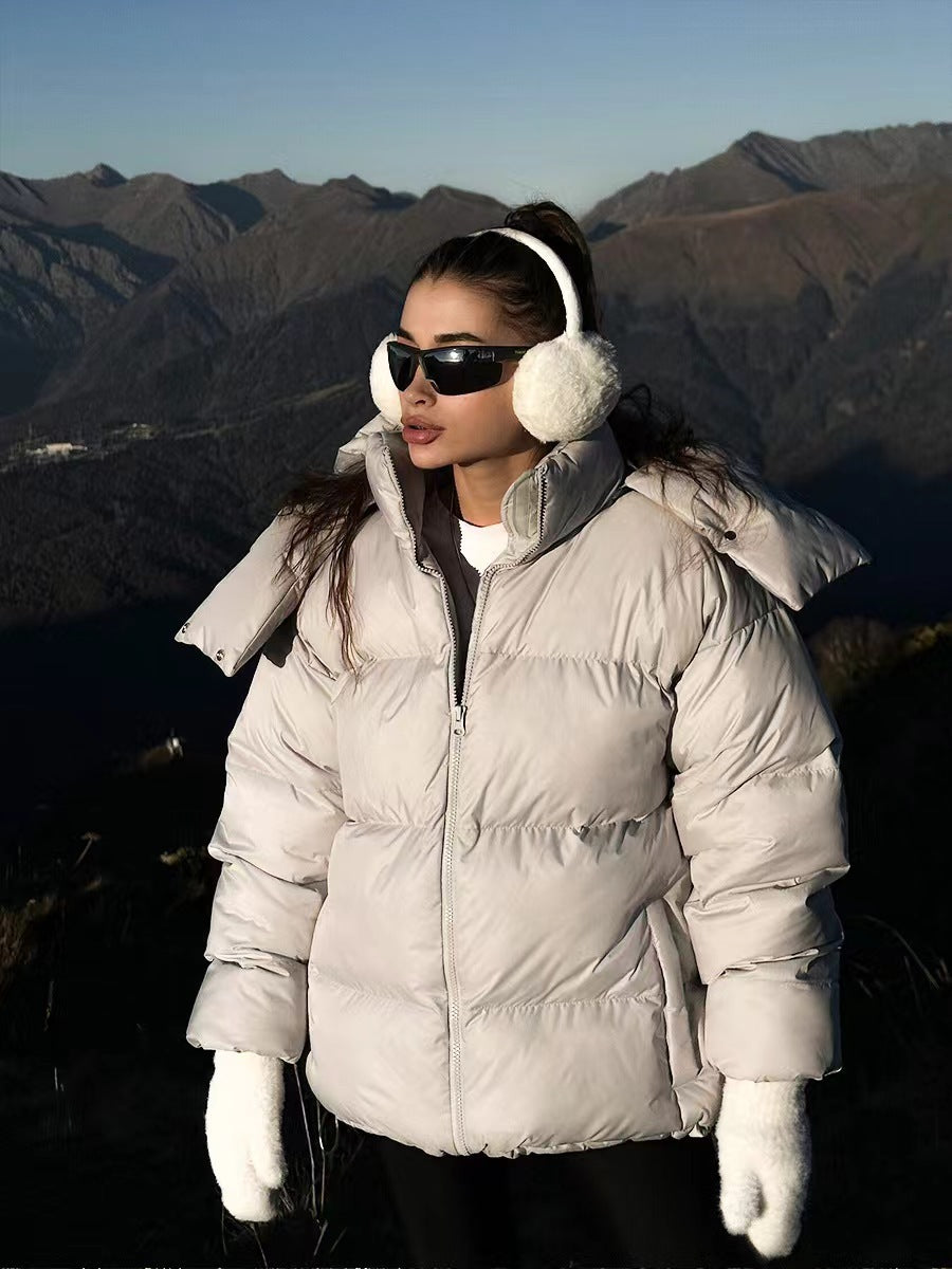 Damen gefütterte Outdoor-Jacke mit hochgeschlossenem Kragen und gestepptem Design Drune