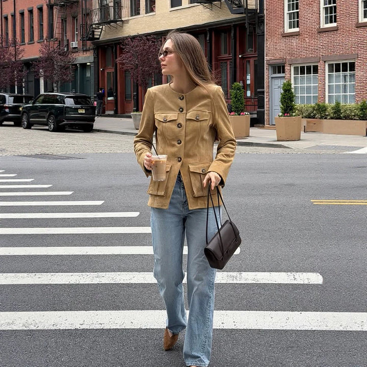 Damen Kurzjacke im Military-Utility-Stil mit aufgesetzten Pattentaschen und Rundhalsausschnitt Drune