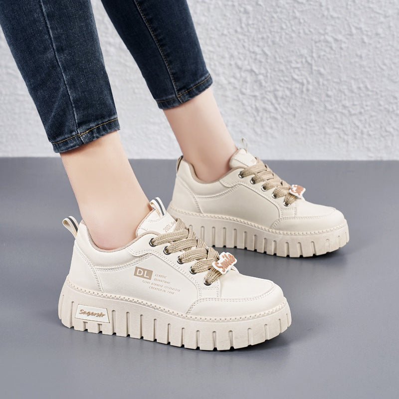 Modische orthopädische Damen-Sportschuhe mit Plateausohle
