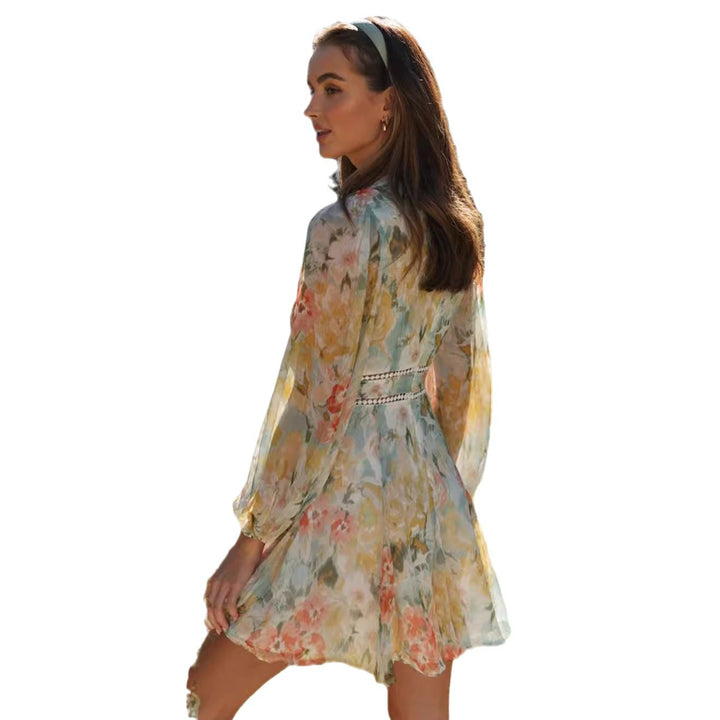 Damen romantisches Chiffonkleid mit floralen Akzenten und tiefem V-Ausschnitt Drune