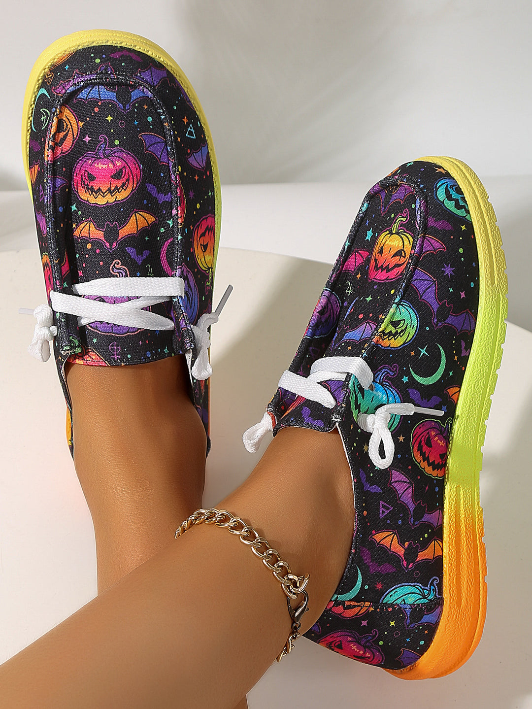 Damen Freizeit-Sneaker mit fröhlichem Halloween-Motiv und rutschfester Sohle Drune