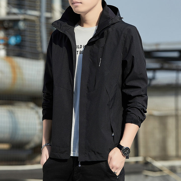 Herren Leichte Kapuzen-Softshelljacke mit winddichter Membran und minimalistischem Urban‑Schnitt Drune