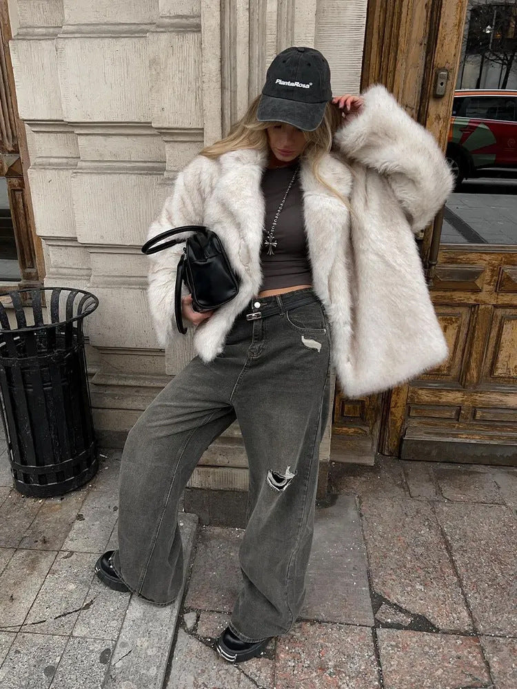 Damen Kurz geschnittener Faux‑Fur‑Mantel mit Boxy‑Silhouette und Stehkragen Drune