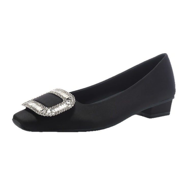 Damen Satin-Ballerinas mit quadratischer Zehenbox, mittlerem Blockabsatz und Kristallschnalle Drune