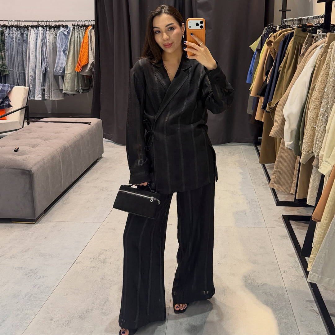 Damen Set aus stilvollem Overzised-Blazer und weit geschnittenen Hosen Drune