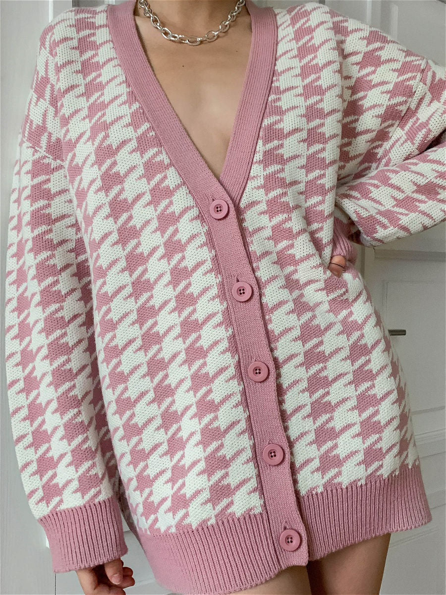 Damen Grobstrickjacke mit modernem Hahnentritt-Muster und elegantem V-Ausschnitt Drune