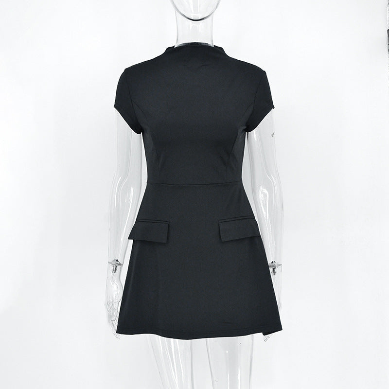 Damen Minikleid mit raffinierten Taschen und schlichten Schulterträgern Drune