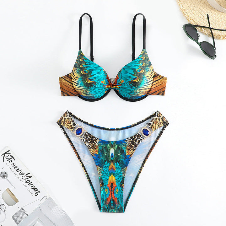 Damen Push-Up Bikini-Set mit exotischem Pfauenmuster und eleganten Schmuckdetails Drune