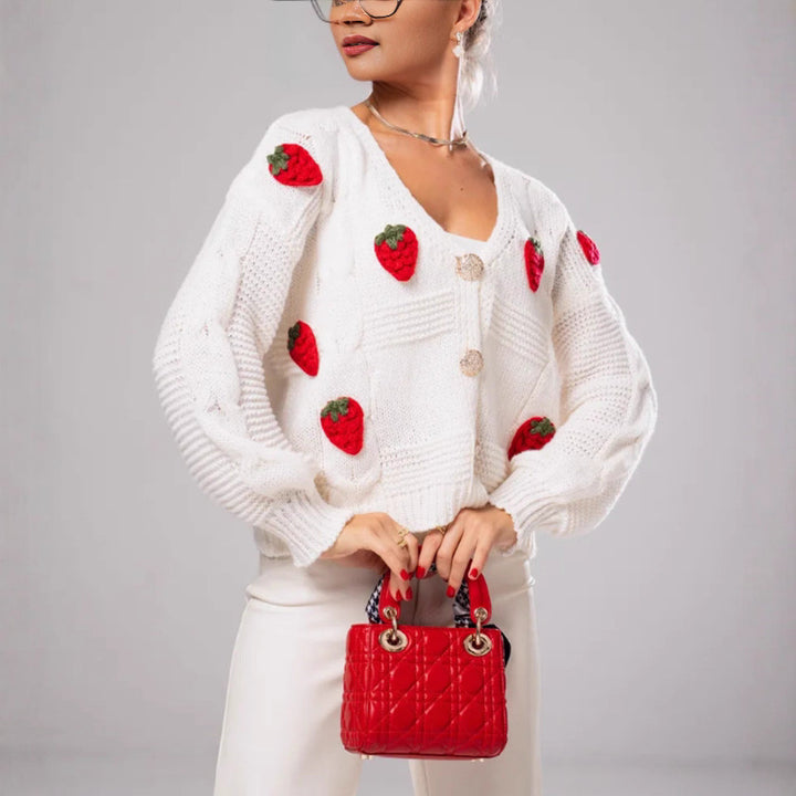 Damen Kurzgeschnittene Strickjacke mit V‑Ausschnitt und gehäkelten Erdbeerapplikationen Drune