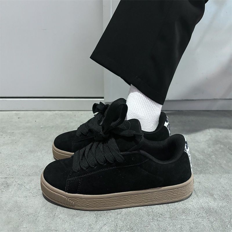 Damen Lifestyle Sneakers mit dicker Gummisohle und weichem Wildleder-Obermaterial Drune