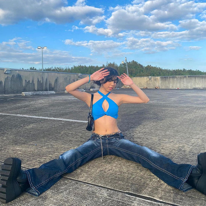 Damen nan tiefsitzende Schlagjeans mit ausgestelltem Bein, dekorativer Metallkette und klassischem Fünf-Taschen-Design Drune