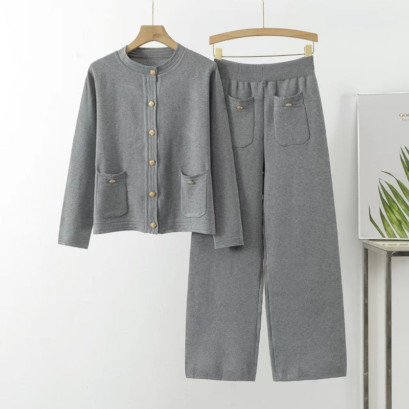 Damen gemütliches Strick-Loungewear-Set mit Knopfdetaillierung und aufgesetzten Taschen Drune