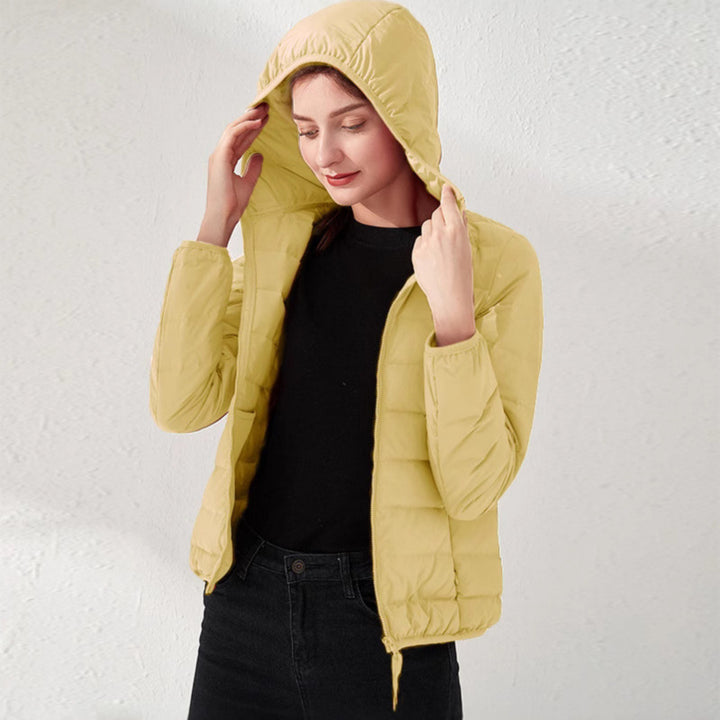 Damen Leichte gesteppte Kurzjacke mit Stehkragen und tailliertem Schnitt Drune