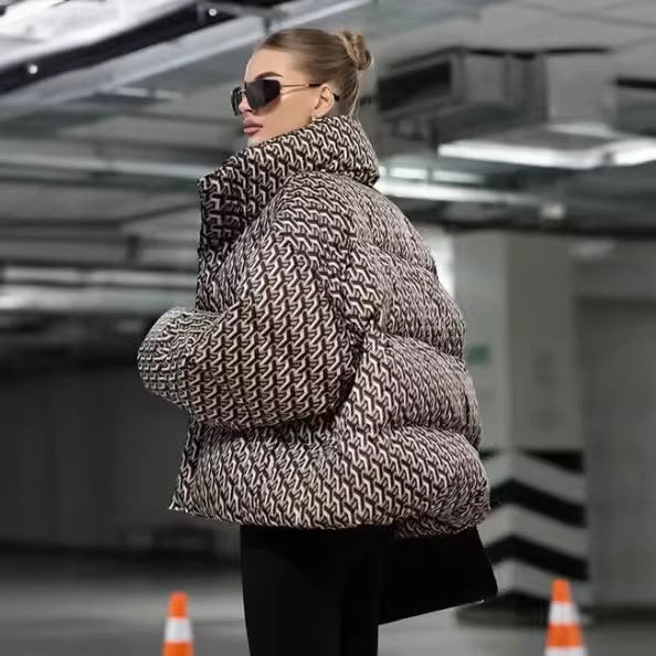 Damen Gemusterte Steppjacke mit hohem Stehkragen und leichter Daunenoptik Drune