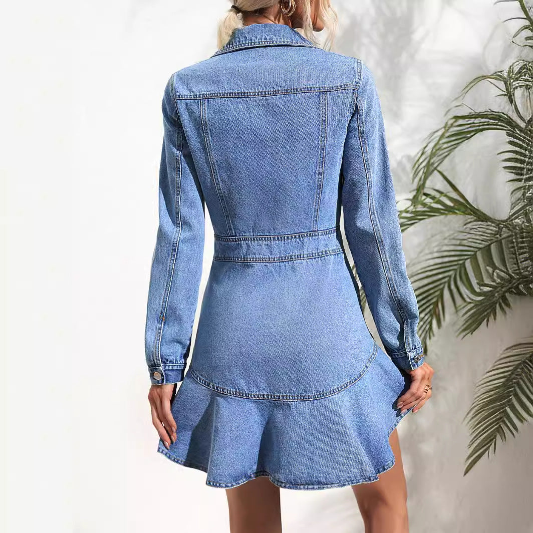 Damen Jeanskleid im modernen Denim-Stil mit schwingendem Saum und taillierter Silhouette Drune