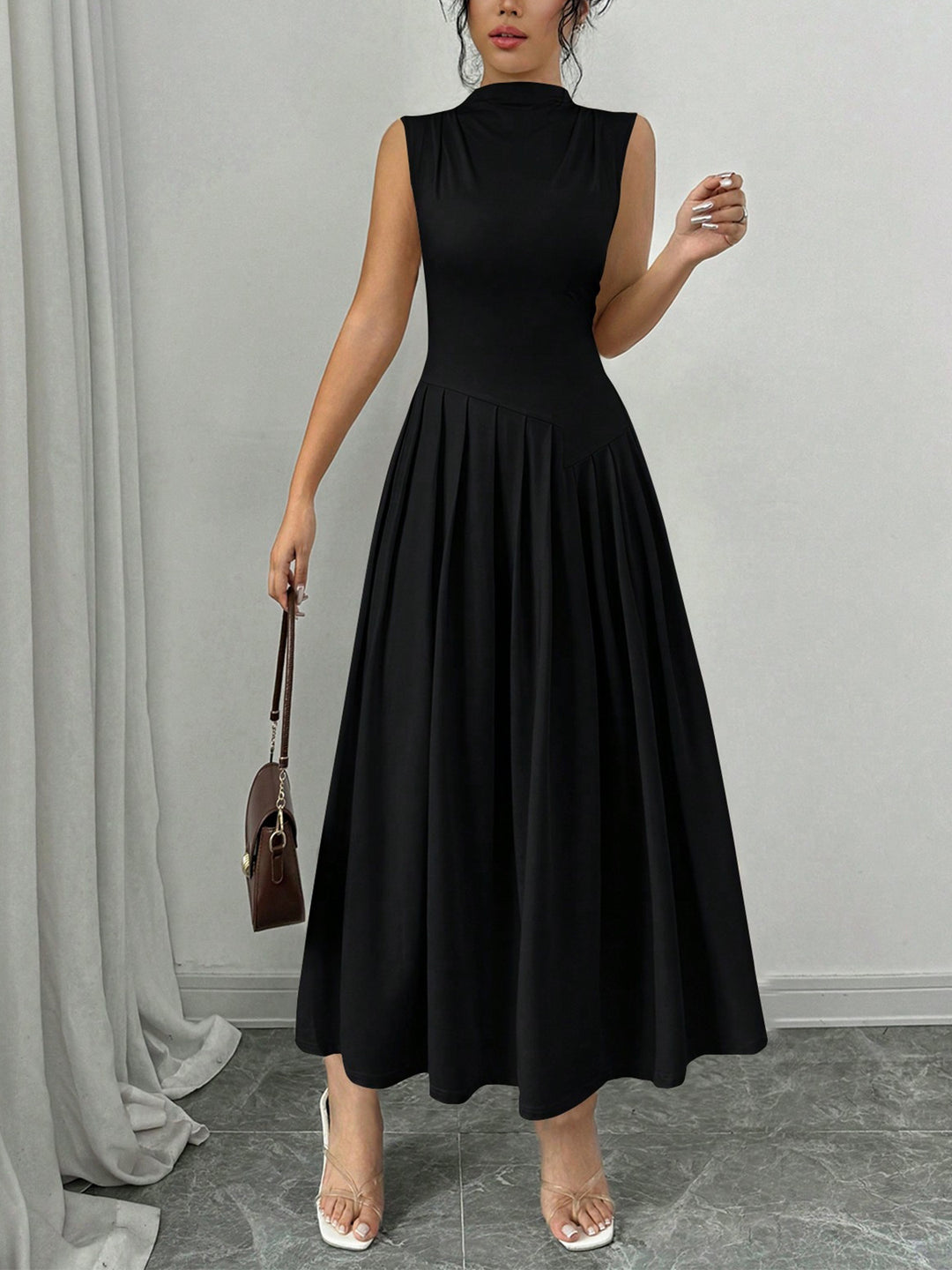 Damen Elegantes Maxikleid mit Plissee-Details Drune