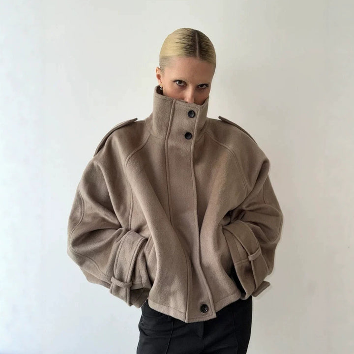 Damen nan kurzer Wollmix-Blouson mit hohem Stehkragen, Schulterpatten und voluminösen Ballonärmeln Drune