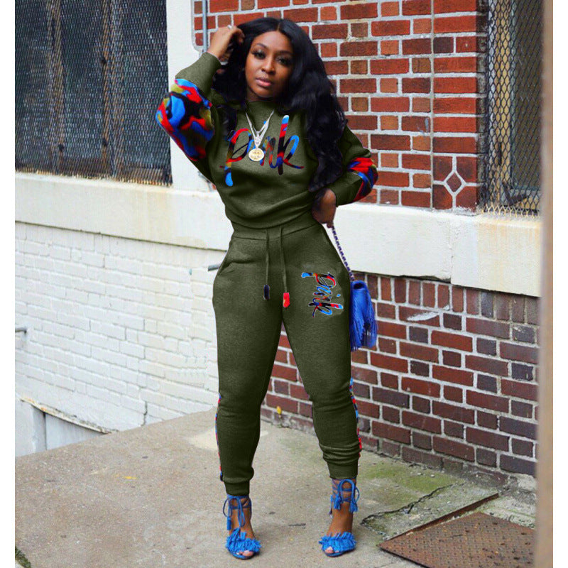 Damen Sportliches Sweatshirt-Set mit bunten Camouflage-Details und komfortablem Schnitt Drune
