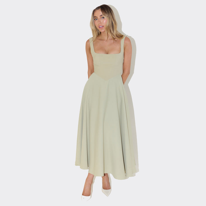 Damen Elegantes Maxikleid mit quadratischem Ausschnitt und fließendem Rock Drune