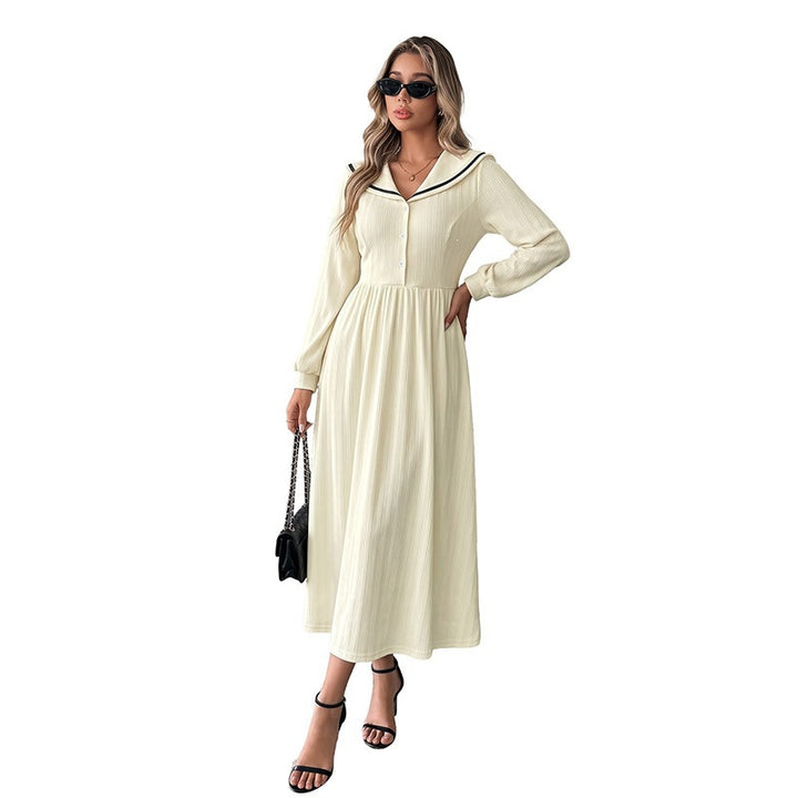 Damen Langarm Maxikleid mit kontrastierenden Knopfdétails Drune