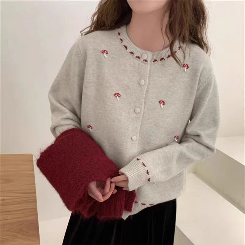 Damen Strickjacke mit floralem Stickdesign und Rundhalsausschnitt Drune