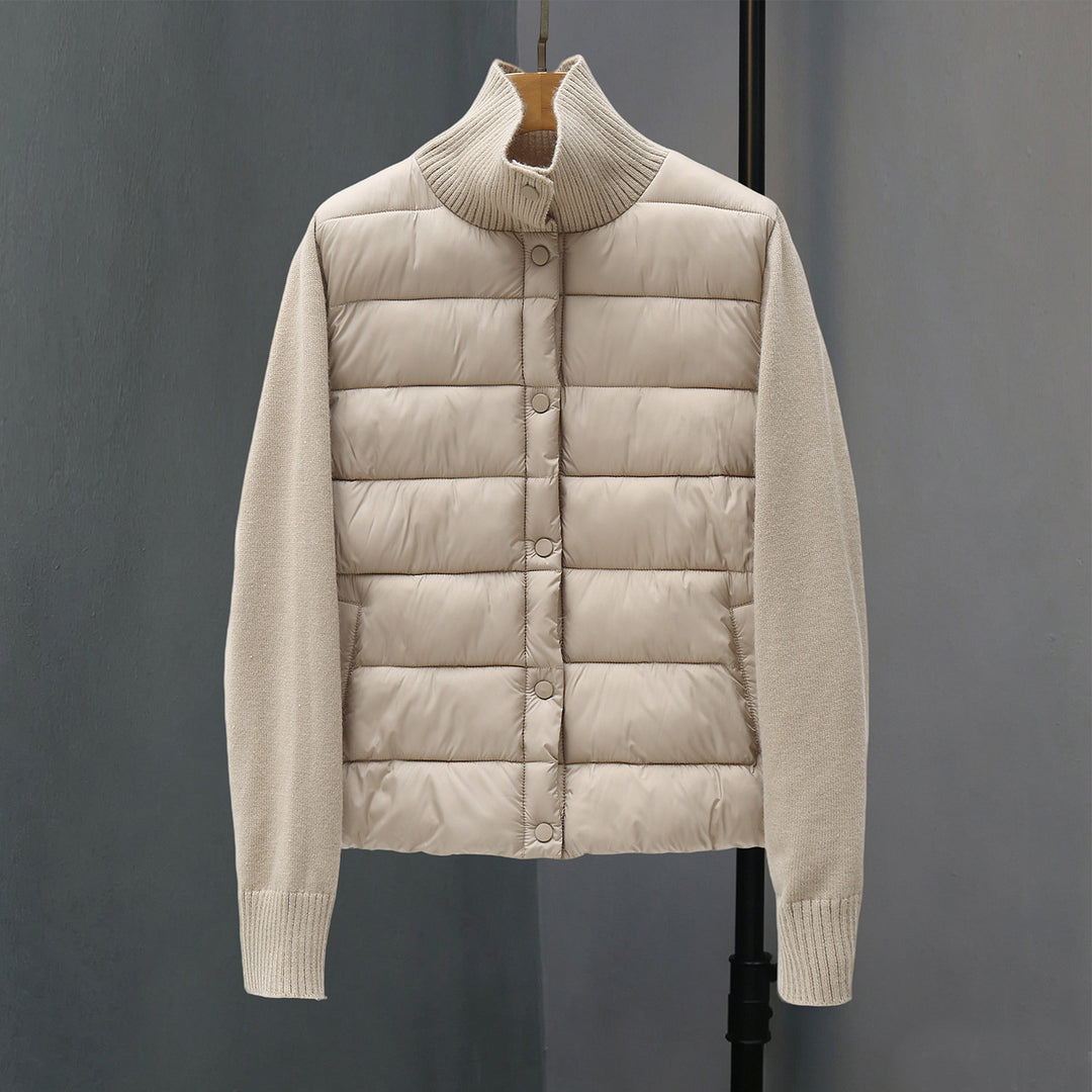 Damen nan gesteppte Hybridjacke mit wattierter Frontpartie, Feinstrickärmeln und hohem Rippenkragen Drune