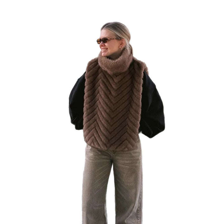 Damen Gefüttertes Pelzponcho mit hohem Rollkragen & Chevron-Struktur Drune