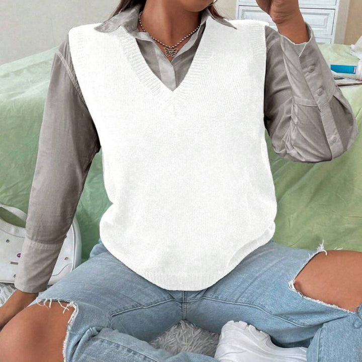 Damen Strickweste mit V-Ausschnitt und feinem Rippstrickmuster Drune