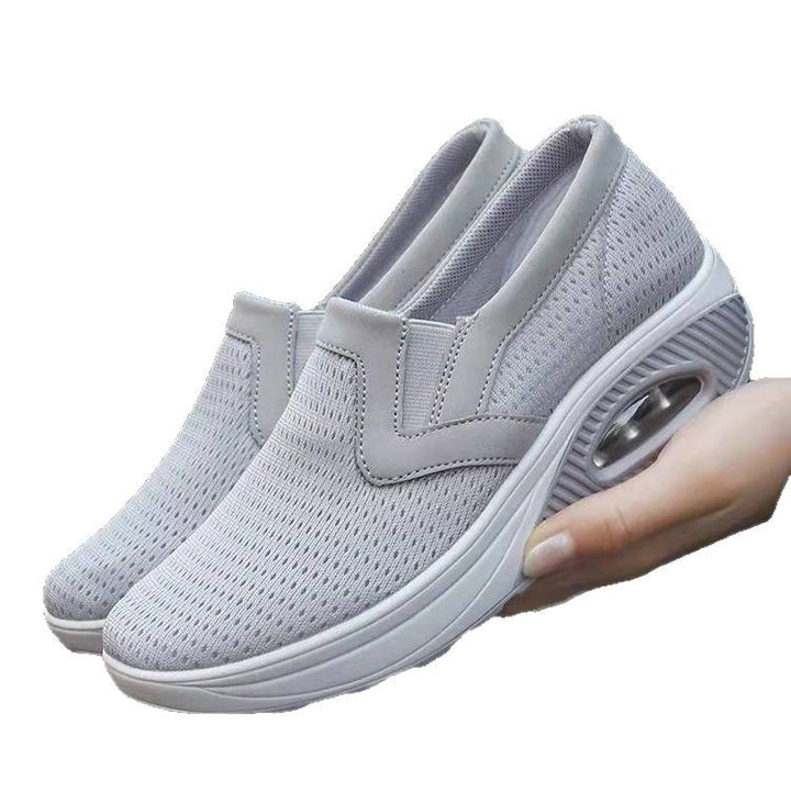 Damen  atmungsaktive Slip-On Sneaker mit Air-Cushion Keilsohle und elastischem Strickoberteil Drune