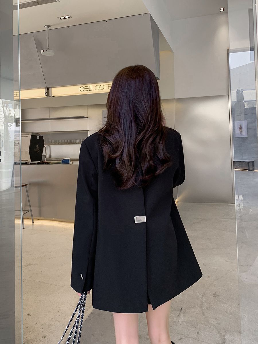 Damen modischer Oversize-Blazer mit elegantem Schnitt und dekorativem Schmuckelement Drune