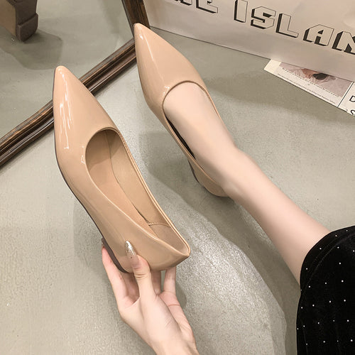 Damen Flache spitz zulaufende Lack‑Ballerina mit gepolstertem Komfortfußbett Drune