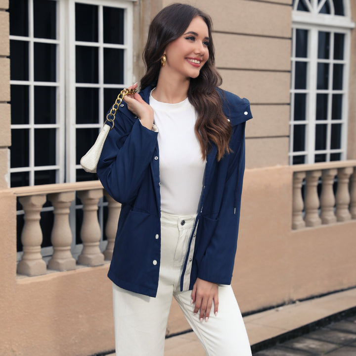 Damen Wasserabweisende Kapuzenjacke mit Druckknopf-Front, Tunnelzug und Eingrifftaschen Drune