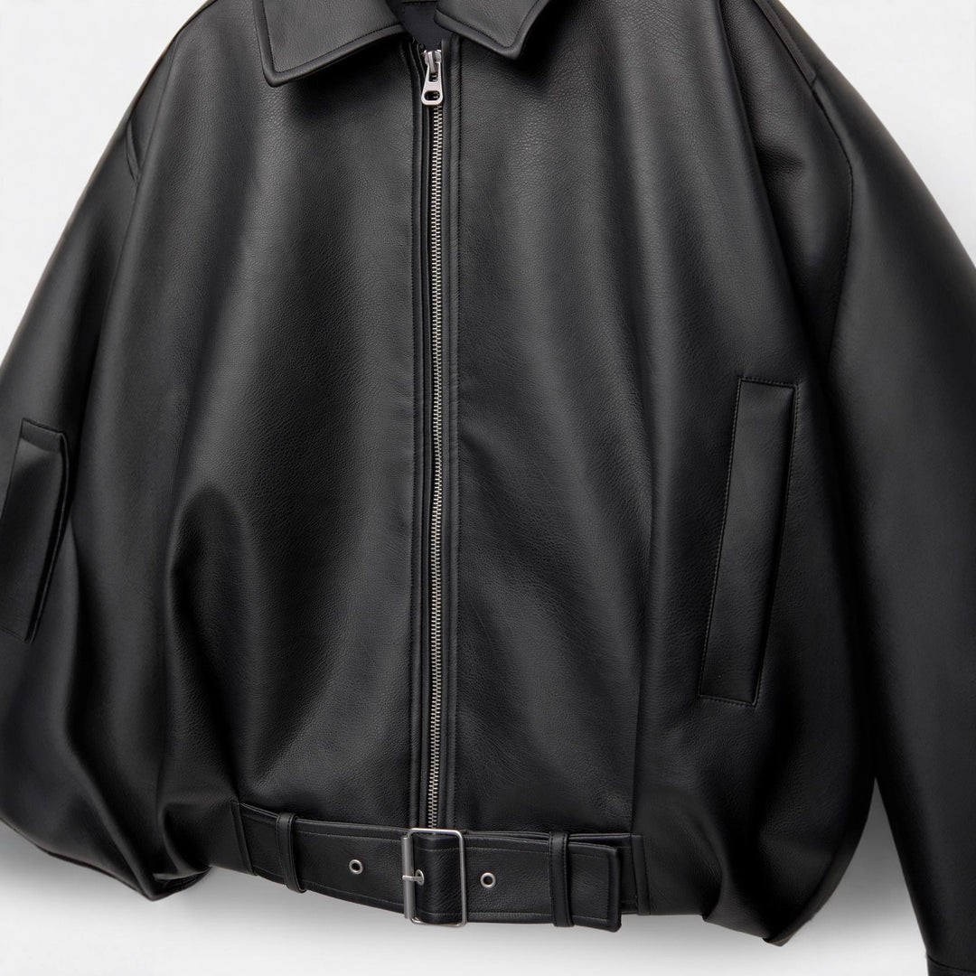 Damen nan kurz geschnittene Kunstlederjacke mit durchgehendem Reißverschluss und taillierendem Gürtel Drune