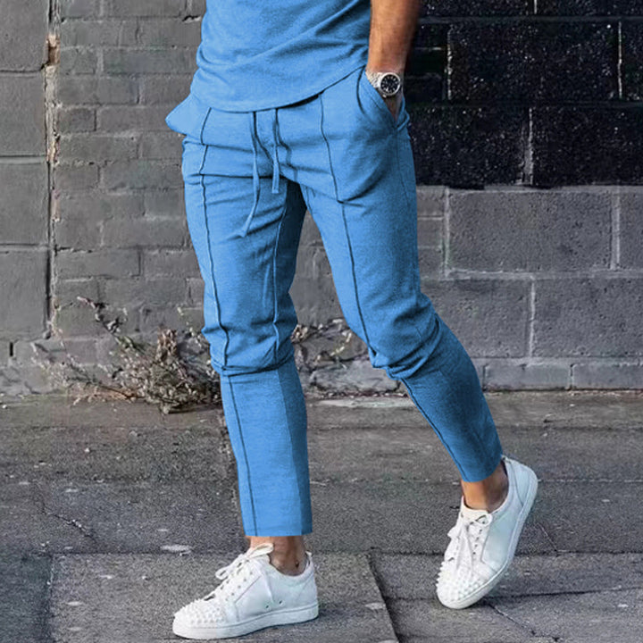 Herren nan Slim Tapered Jogginghose mit dekorativen Steppnähten, elastischem Tunnelzug und schmalem Knöchelabschluss Drune