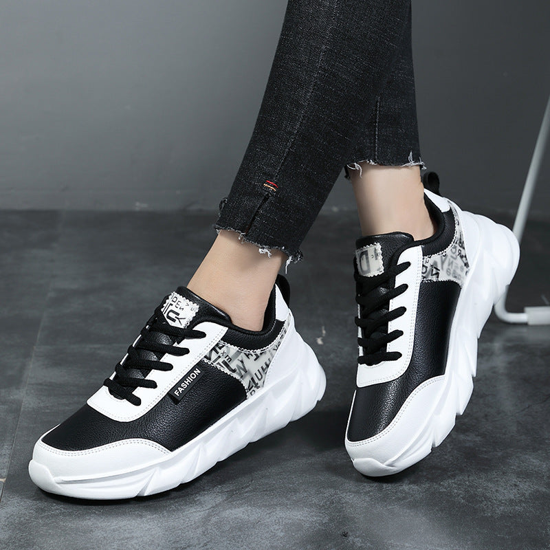 Damen nan urbaner voluminöser Sneaker mit weichem Kunstfellfutter, gepolstertem Einstieg und markanter Profilsohle Drune