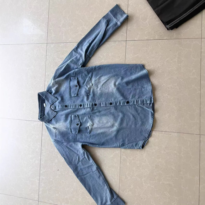 Herren nan locker geschnittenes Jeansstoff-Overshirt mit Pattentaschen und abgerundetem Saum Drune