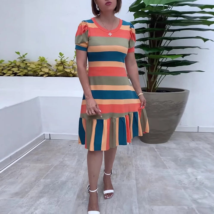 Damen nan gestreiftes Jerseykleid A-Linienschnitt mit kurzem Puffärmel und Volantstufe Drune