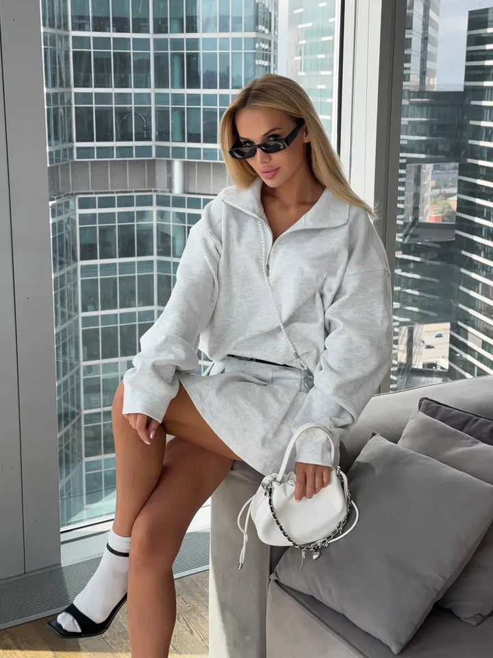 Damen Oversized Sweatkleid mit halbem Reißverschluss und Stehkragen Drune
