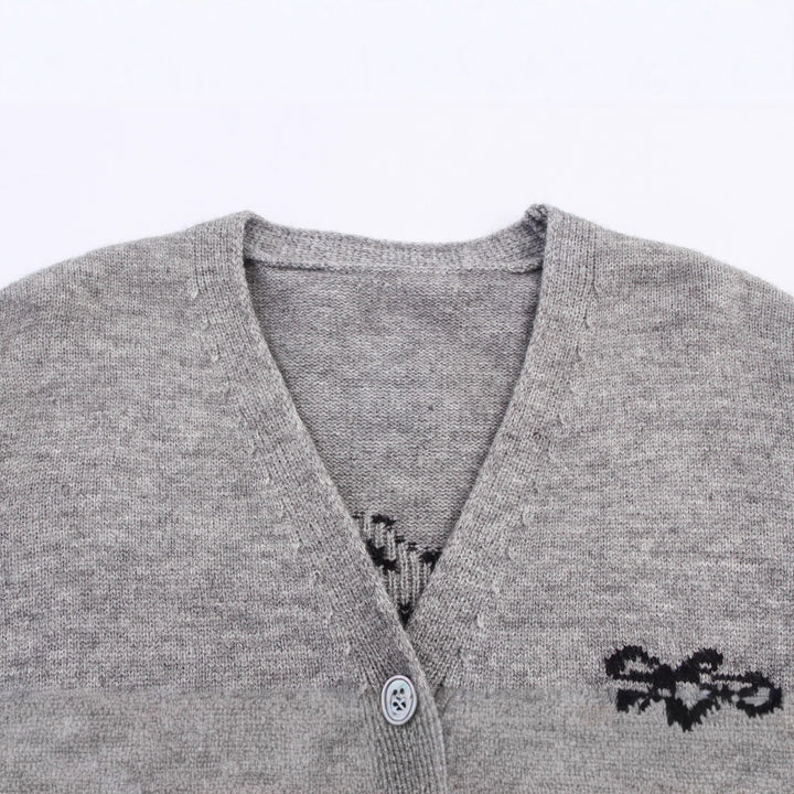 Damen kuschelige Strickjacke mit elegantem V-Ausschnitt und dekorativem Schnitt Drune