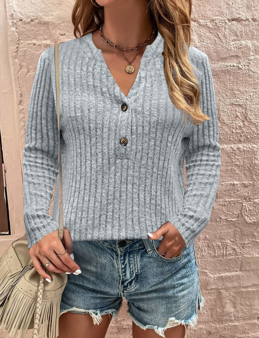 Damen Langarmshirt mit strukturiertem Rippdesign und Knopfdetail Drune