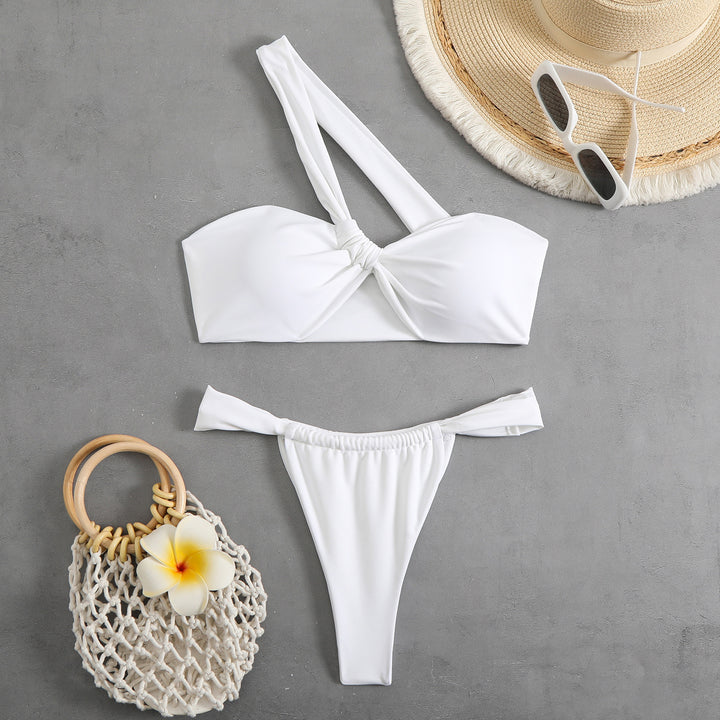 Damen Bandeau-Bikini mit asymmetrischen Trägern und modischen Wickeldetails Drune