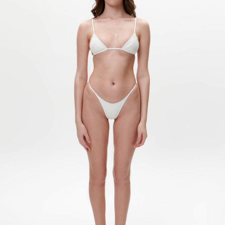 Damen Triangel-Bikini mit ultra-hohem Beinausschnitt und feiner Raffung Drune
