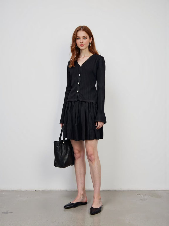 Damen Feinstrick-Cardigan mit V-Ausschnitt und plissiertem Minirock-Set Drune
