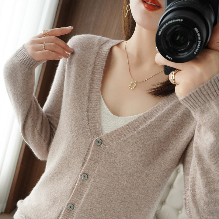 Damen Leichter V‑Ausschnitt-Cardigan aus Kaschmir‑Mix mit feiner Rippkante Drune
