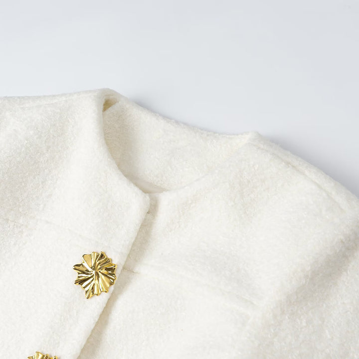 Damen Taillierte Bouclé-Kurzjacke mit rundem Ausschnitt und goldenen Schmuckknöpfen Drune