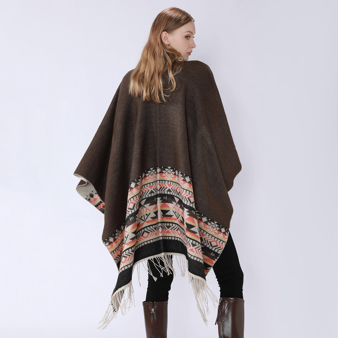 Damen V-Kragen-Überwurfponcho im Kimono-Fall mit Ethno-Bordüre und Fransensaum Drune